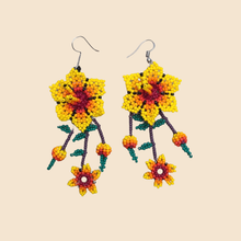 Load image into Gallery viewer, Wixrarika (Huichol) Yellow Flower Earrings