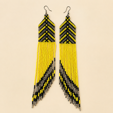Load image into Gallery viewer, Yawanawa Del Sol Earrings
