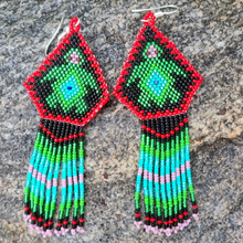 Load image into Gallery viewer, Wixrarika (Huichol) Turtle Island Earrings
